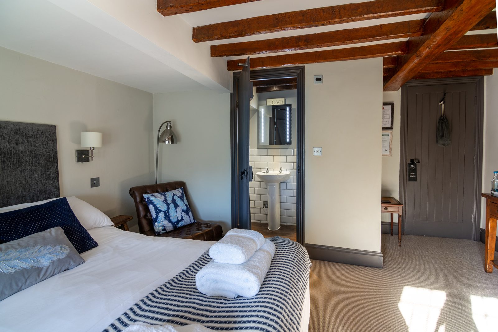 Double room with countryside view
