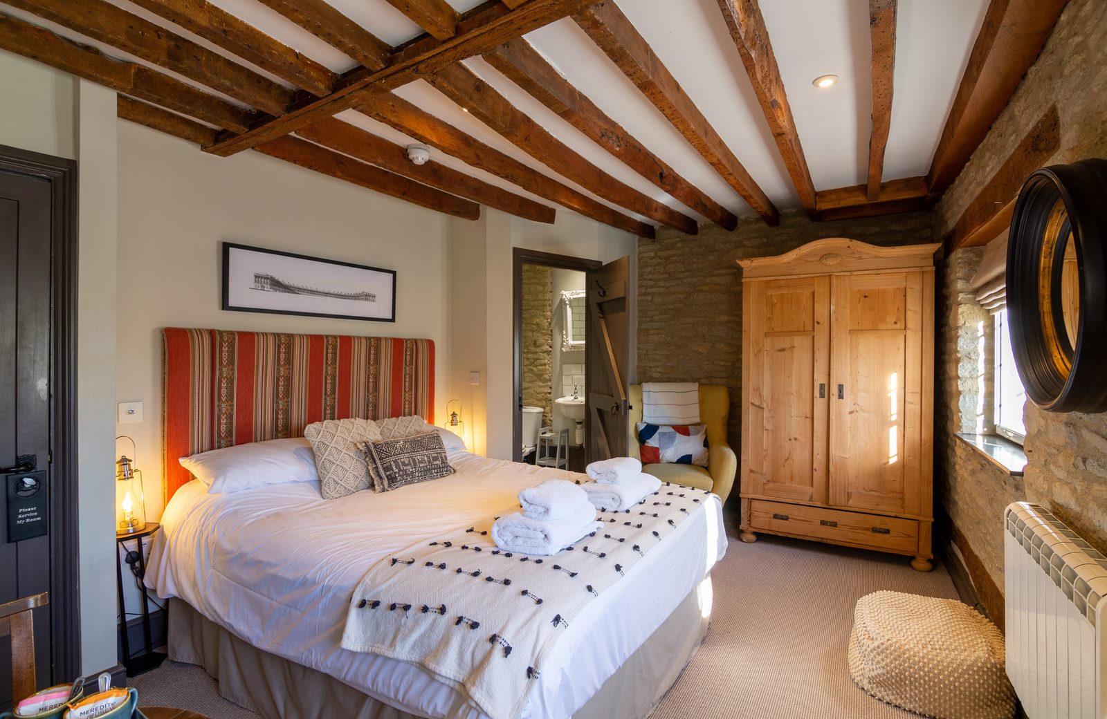 Superior double room with exposed beams